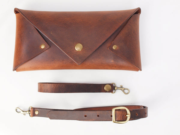 The Vendue Classic Clutch