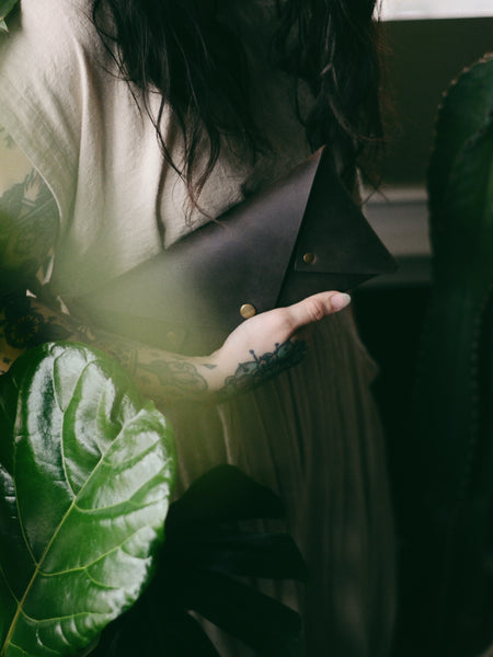 The Vendue Classic Clutch