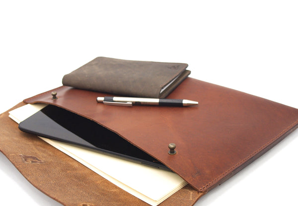 The Radcliffe Portfolio // iPad - Surface - Documents