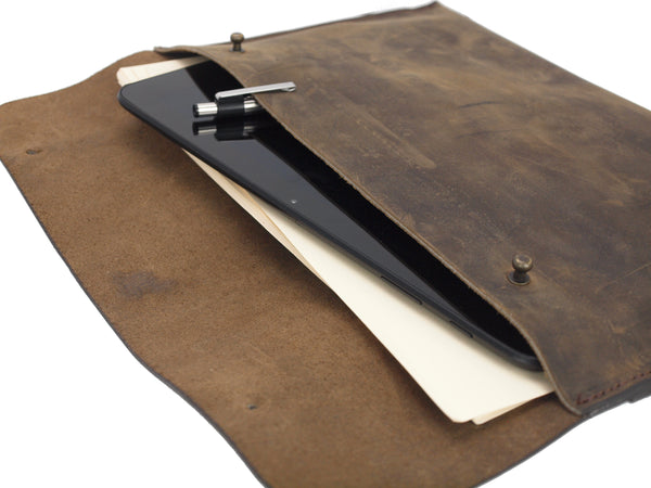The Radcliffe Portfolio // iPad - Surface - Documents
