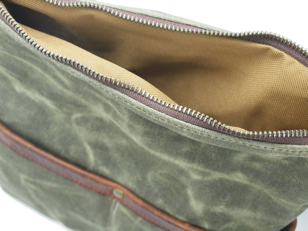 Roll Top Dopp Kit